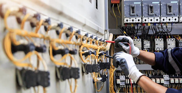 Professional Electrician technician working in Chelan, WA